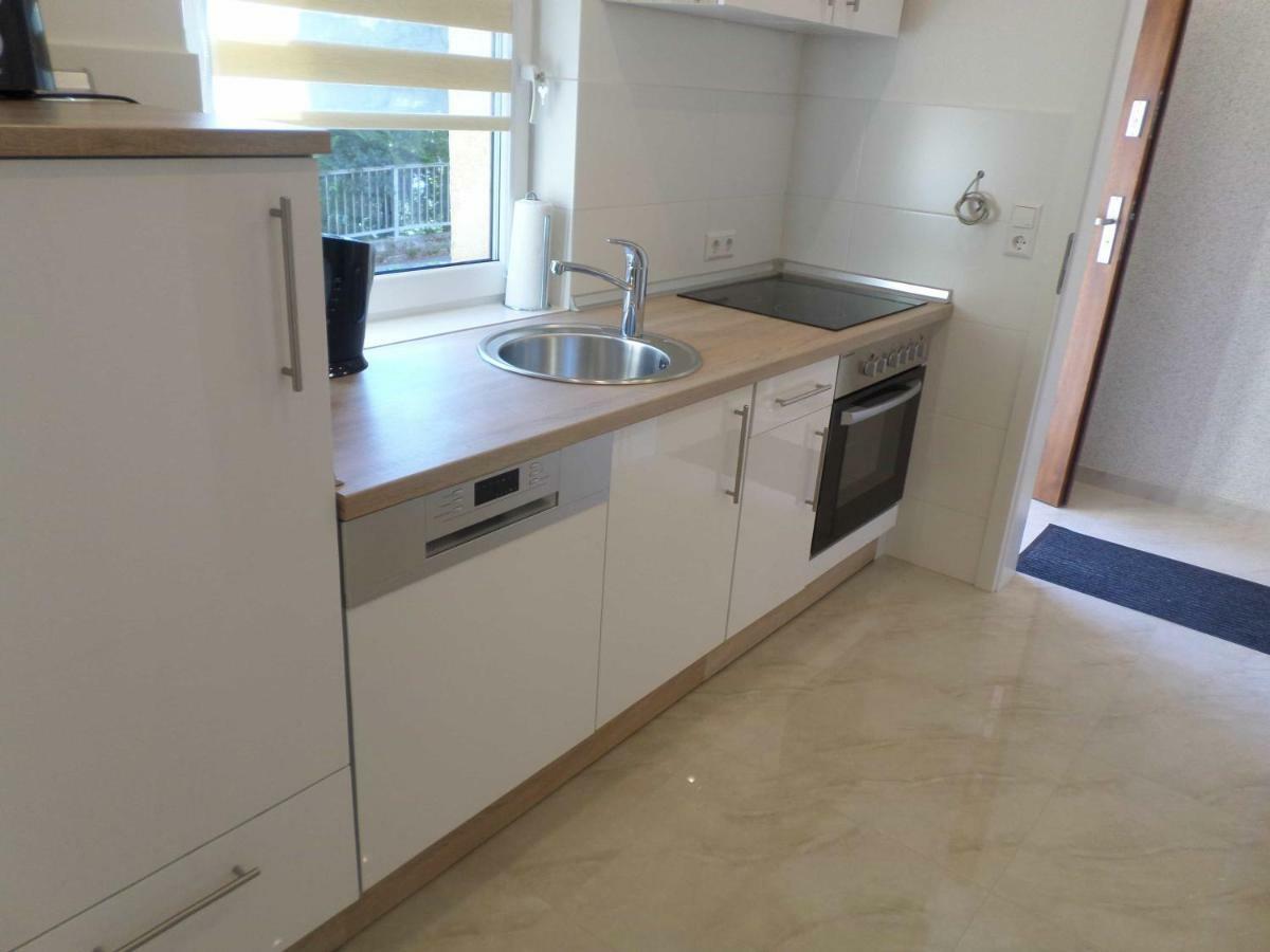 1 Zi. Apartment Naehe Flughafen/Messe Stuttgart 24H Waldenbuch Buitenkant foto